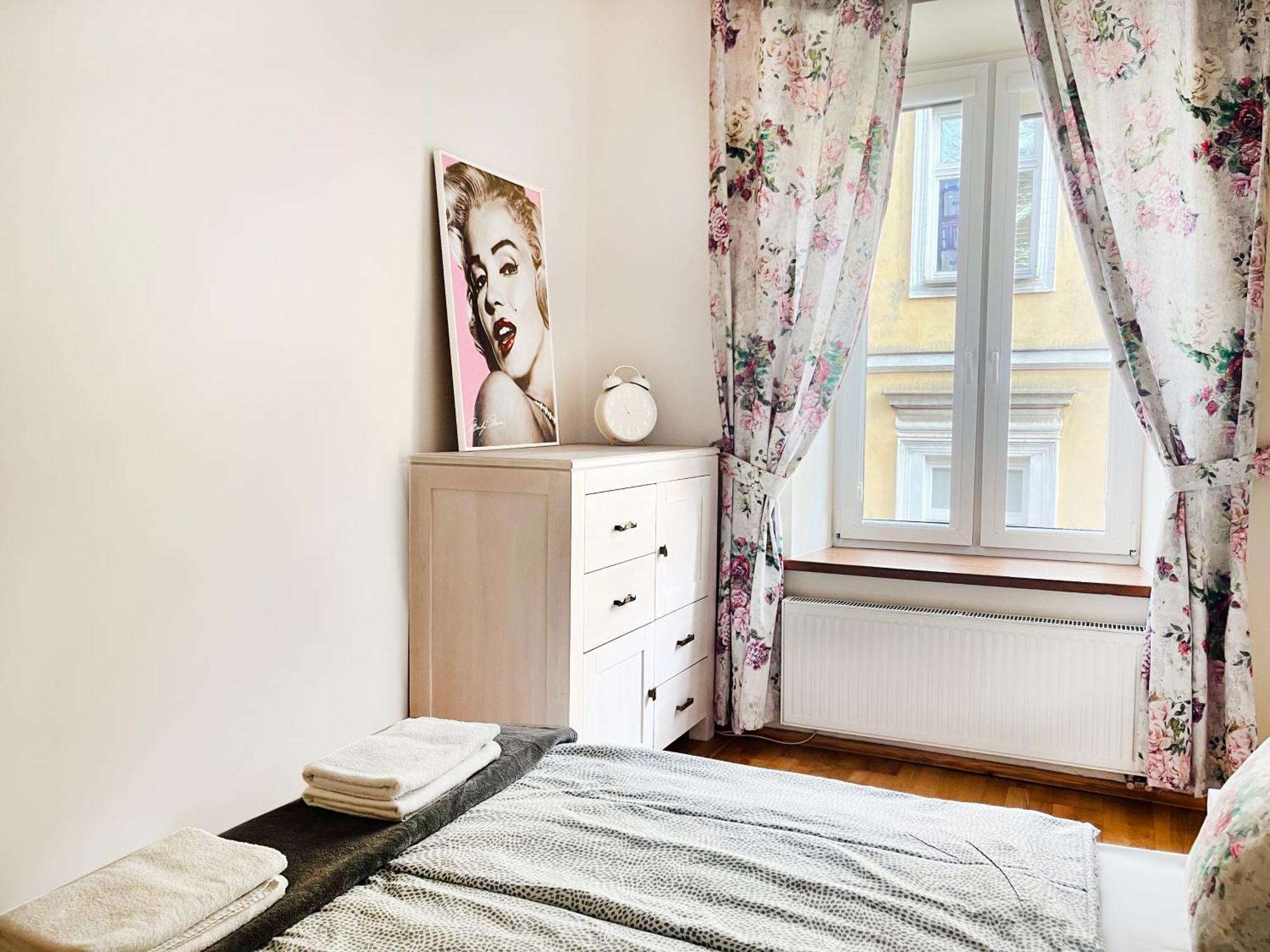 2-Room Apartment With Kitchen, Heart Of Cracow Old Town Cracóvia Exterior foto