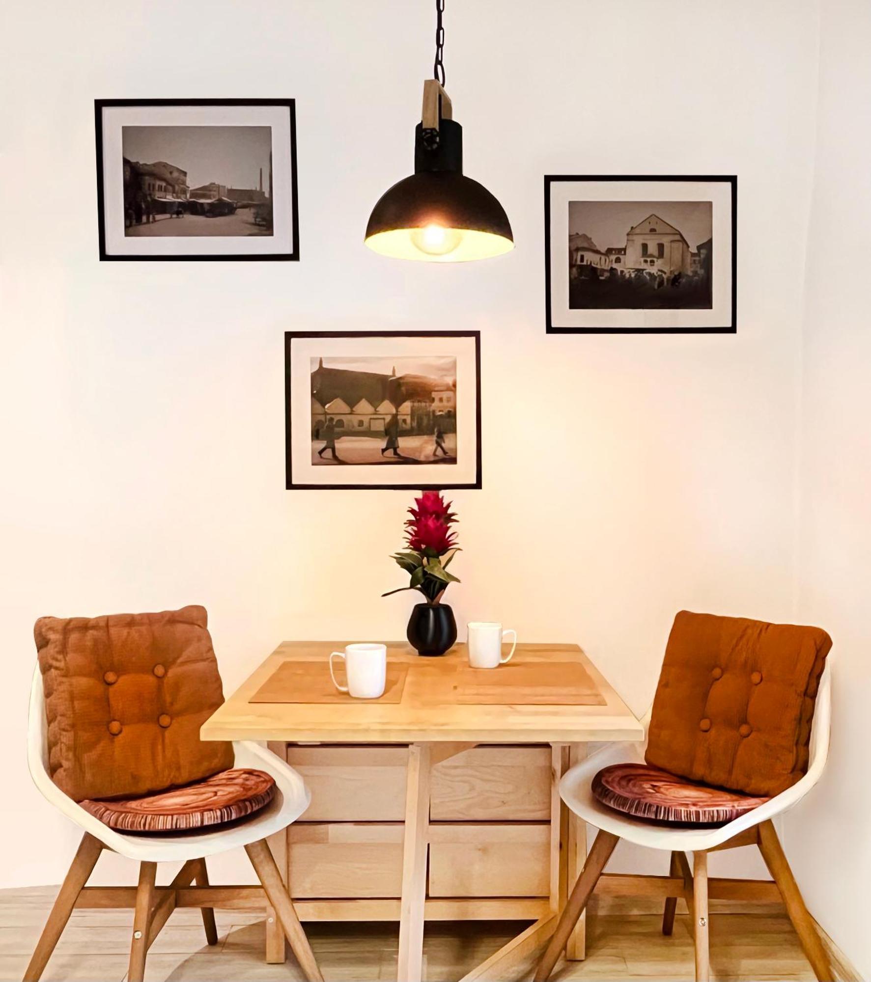 2-Room Apartment With Kitchen, Heart Of Cracow Old Town Cracóvia Exterior foto